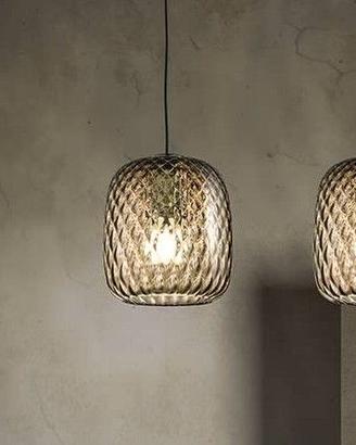Sospensione in vetro soffiato decorato – elegante