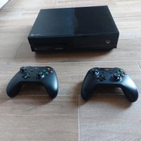 XBOX ONE - 1 TB e 2 JOYPAD