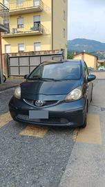 Toyota Aygo 2005 3p 1.0