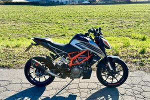 KTM Duke 125