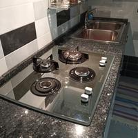 Piano cucina completo di elettrodomestici