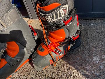 Scarponi sci freeride dalbello Lupo 25.5