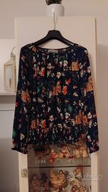 Blusa Vero Donna in rasatello blu con fiori XS