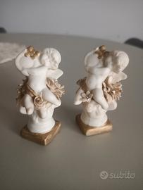 Putti n ceramica di Capodimonte.