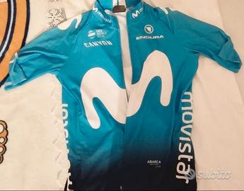 maglia estiva ciclismo con guanti 