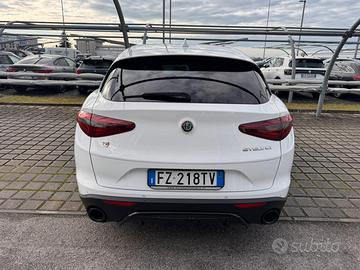 Alfa Stelvio Q 4 190 CV Novembre 2019