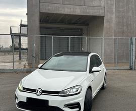 Golf 7.5 TSI 1.5 150cv DSG R-Line