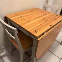 Tavolo estensibile e 4 sedie IKEA