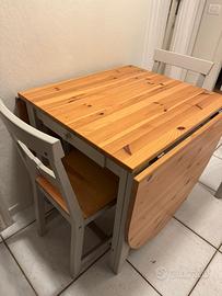 Tavolo estensibile e 4 sedie IKEA