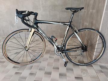 bicicletta da corsa FRW carbonio