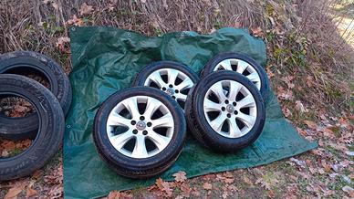 4 gomme estive con cerchi