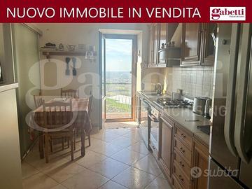 Trilocale recentemente ristrutturato con giardino