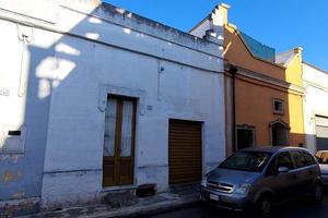 Abitazione indipendente da ristrutturare