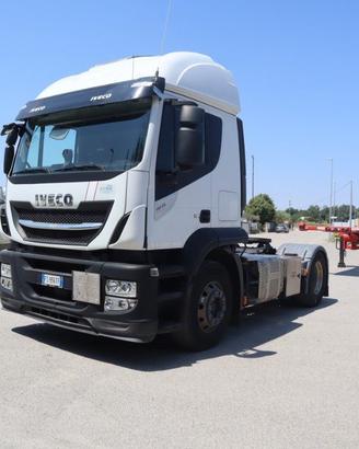 IVECO STRALIS 420 TRATTORE STRADALE CON IMPIANTO