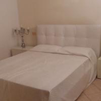 ARREDAMENTO CAMERA MATRIMONIALE COME NUOVI