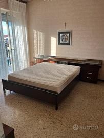 Camera da letto completa