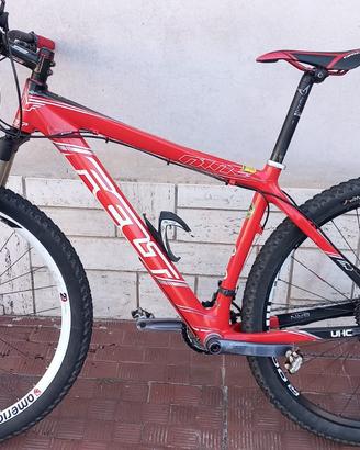 Bici mountain bike Felt 29”