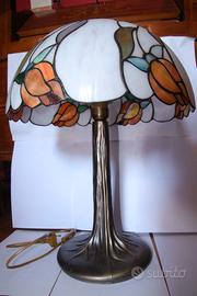 Lampada Perenz in stile Tiffany
