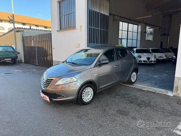 Lancia Ypsilon 1.2 69 CV 5 porte Gold
