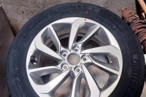 Gomma + cerchione Hyundai Tucson nuovi