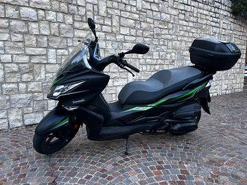 Scooter kawasaki j 300