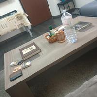 tavolino da salotto molto robusto 