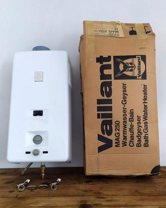 SCALDINO SCALDACQUA A GAS VAILANT MOD. 250 BIANCO