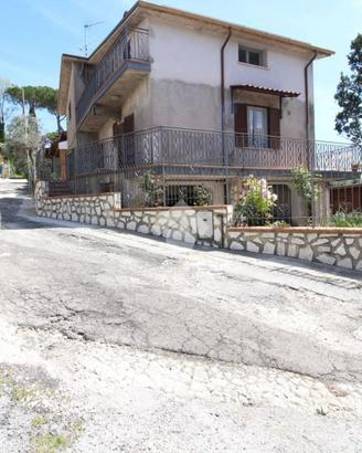 VILLA SINGOLA A POGGIO SAN LORENZO