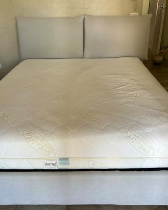 Letto matrimoniale contenitore
