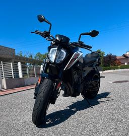 KTM Duke 790 L