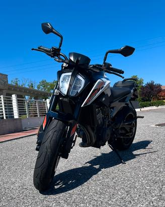 KTM Duke 790 L