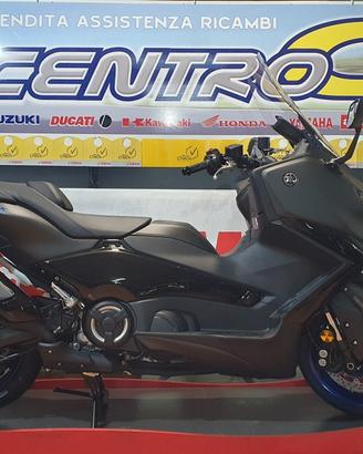 YAMAHA T Max 560 Icon Black - tua da 169 € al mese