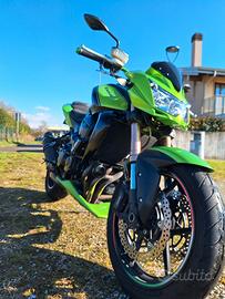 Kawasaki Z750 R 