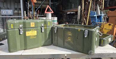 Cassa militare in vetroresina medio piccola