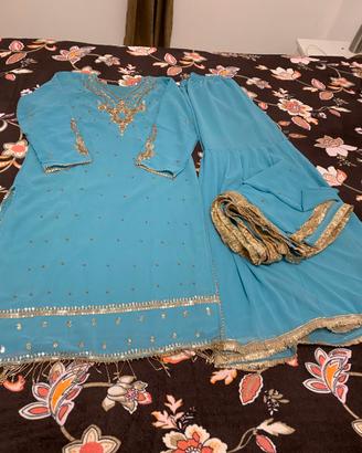 Indiano vestiti completo