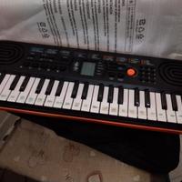 TASTIERA MUSICALE PER SCUOLA MEDIA