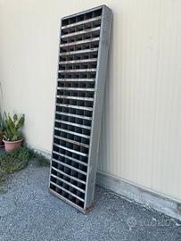 Scafale porta minuteria