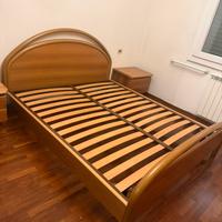 Letto matrimoniale con doghe