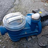 pompa per piscina 