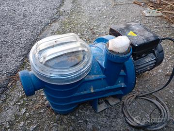 pompa per piscina 