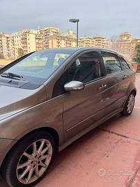 Mercedes classe b 200