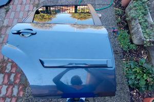 Parafanghi e portiere Ford Fiesta