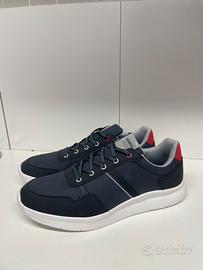 Scarpa sportiva super leggera n 45 color blu Leoss