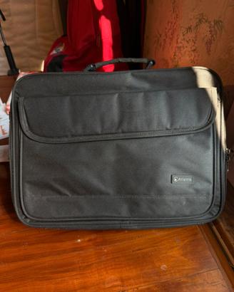 Laptop bag