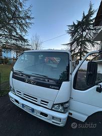 ISUZU 2008 3.5 t 152000 km