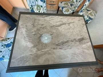 Tavolo 120/240 x 90 con piano effetto marmo