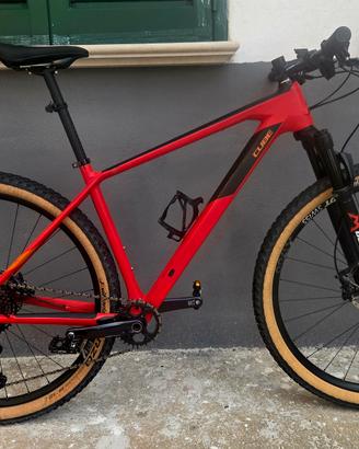 Bici MTB Cube reaction c62 carbon