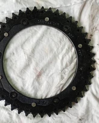 Corona 45 denti speed triple 1050 2011