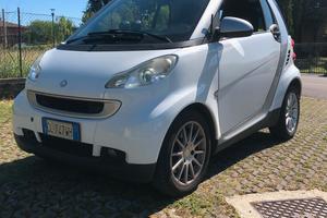 Smart ForTwo 1000 62 kW coupé pulse