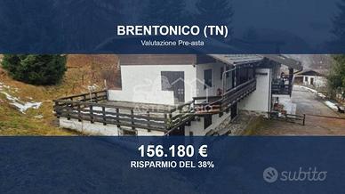 Immobile in asta di 150 m² con box auto a Brentoni